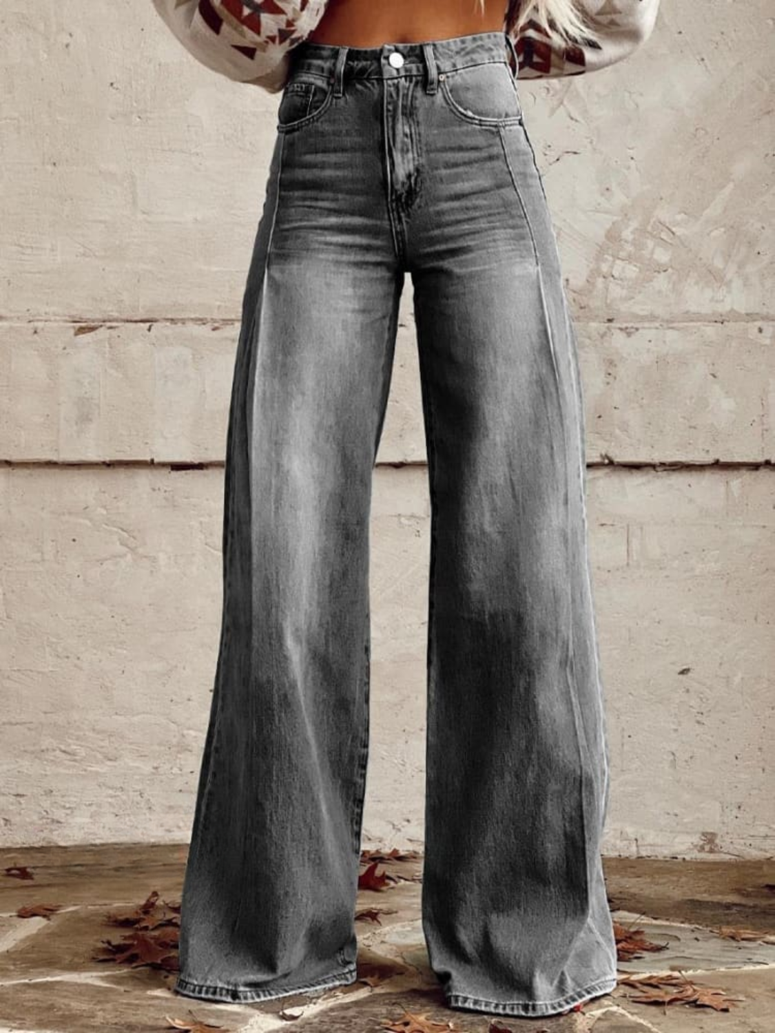 Retro-Inspired Flared Trousers by Dreamwave